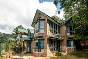 Mountain Saga, Gorgeous 3bhk overlooking the hills by Roamhome